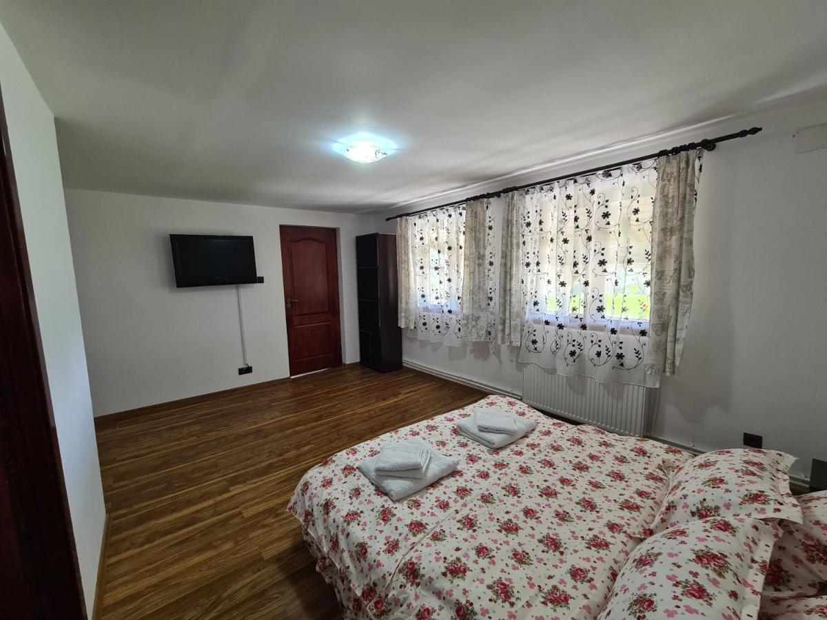 Maricom Home Zarnesti Exterior foto